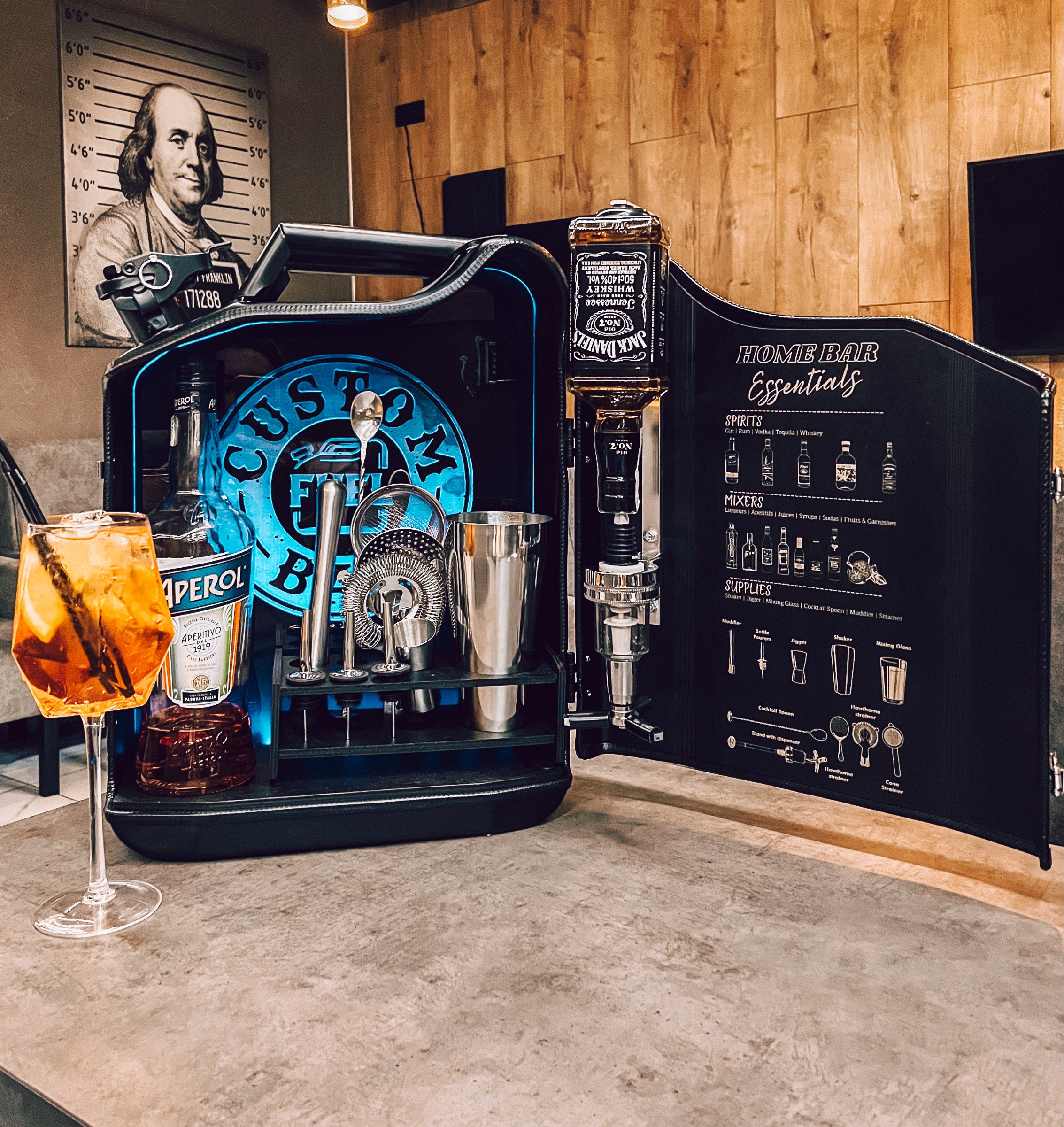 Cocktail Jerry Can bar 20 L with cocktail set – Custom Fuel Bar