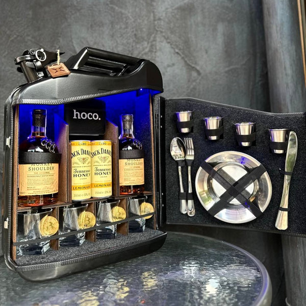 20 L Gift Jerry Can Bar For Picnic For 4, Custom Fuel Bar, Portable Travel Bar Case, Handmade Gift For Him, Hidden Whiskey Travel Kit