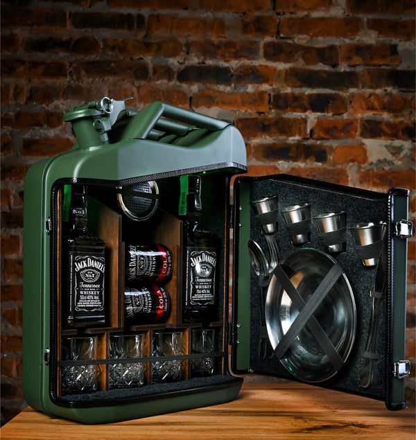 Green matte Jerrycan Mini Bar 20L with a set of dishes for 4 persons