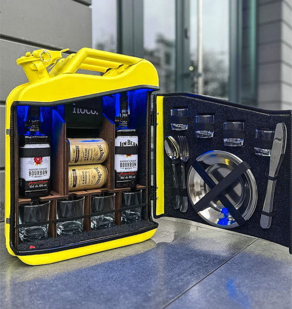 Yellow Jerrycan Mini Bar 20L with a set of dishes for 4 persons